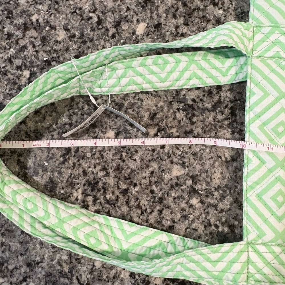 NWT-Quilted Koala large geometric shape quilted double strap tote, green or pink - Picture 12 of 15